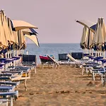With Sea View Lejlighed
